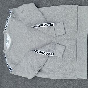 Fila‎ sweater